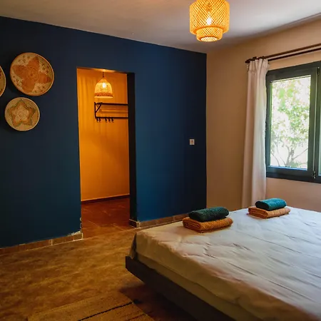 Nomadas Yanıklar