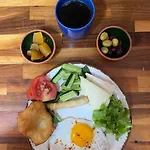 Frühstückspension Nomadas *