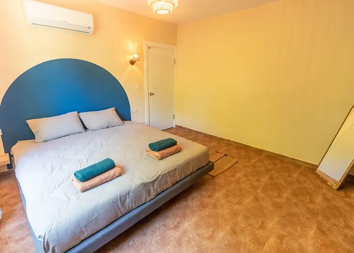 Nomadas Bed & Breakfast